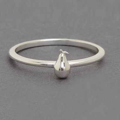 Pear Ring ♡ 17 weeks