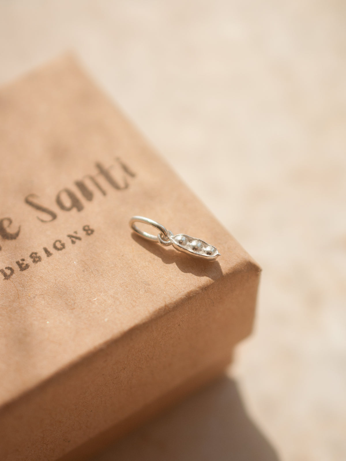 Pea Pod Charm ♡ 13 weeks